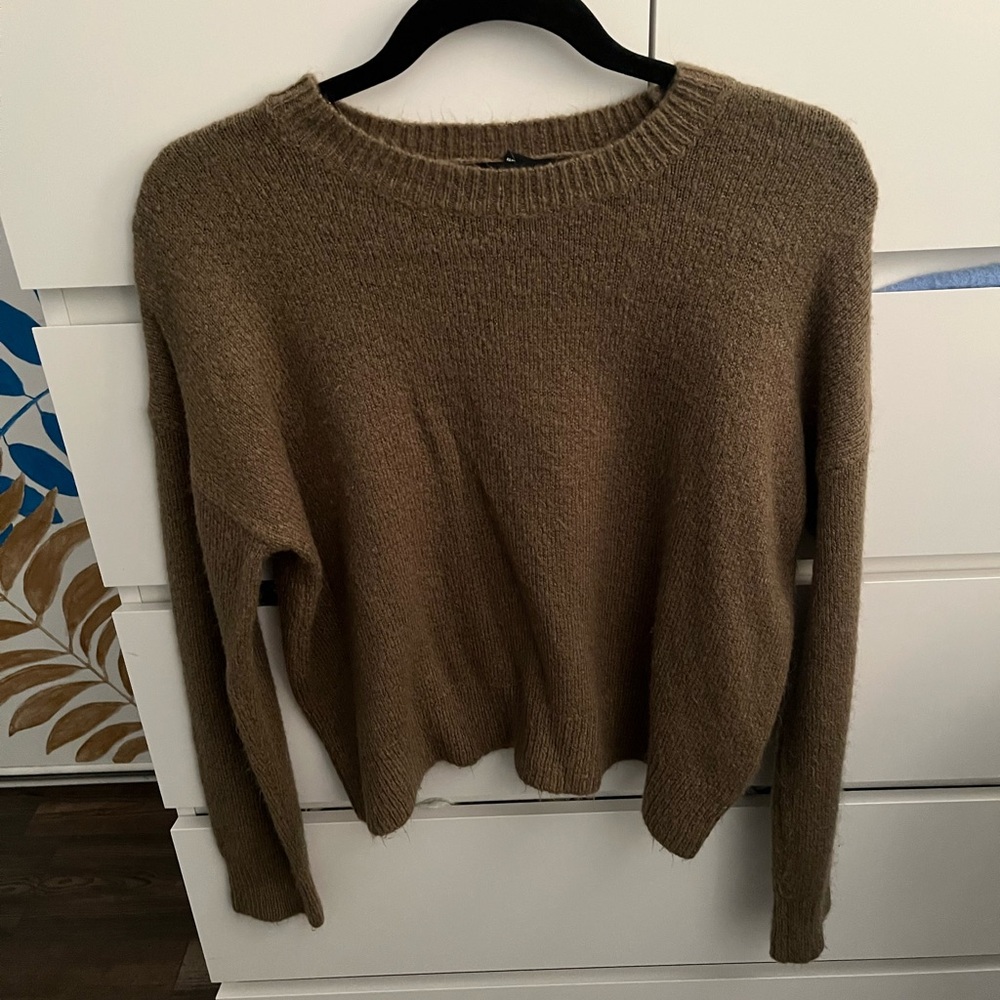 Army green sweater